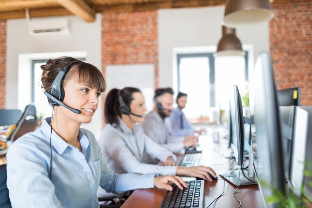 The Limitations of Traditional Landline Phone Systems and How Cloud-Based Hosted PBX can Help